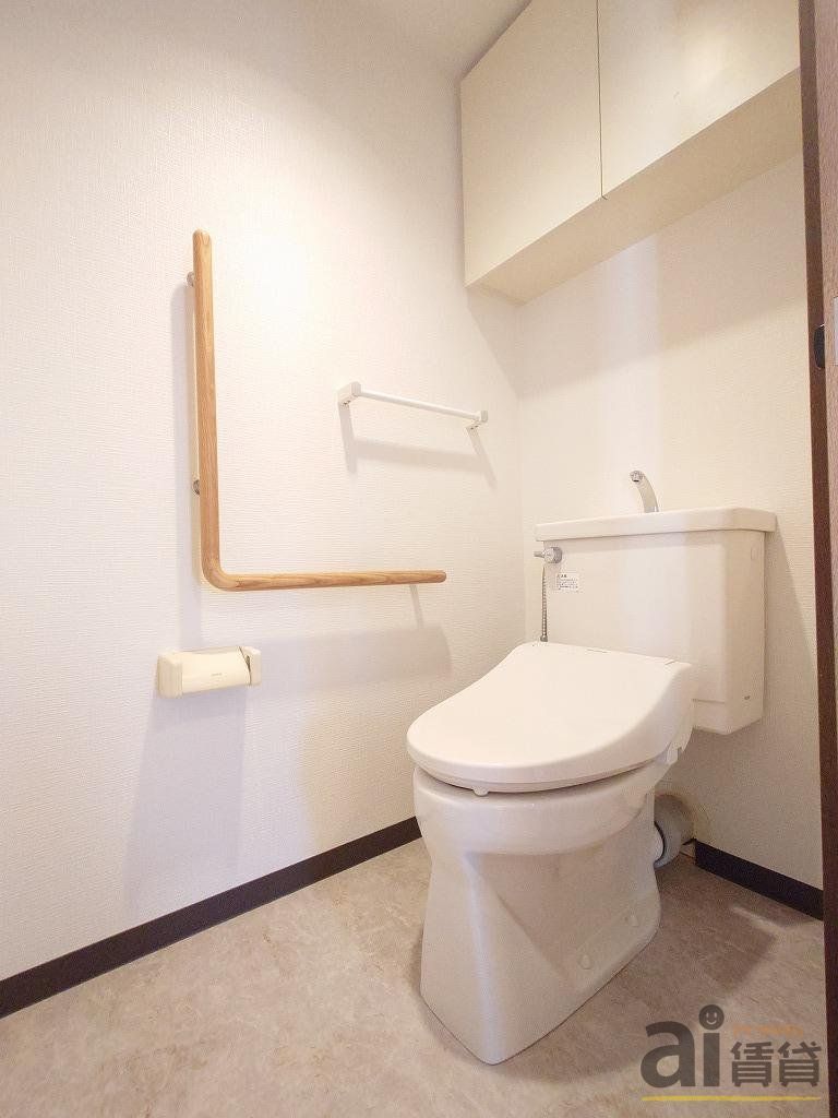 トイレ　※同仕様写真