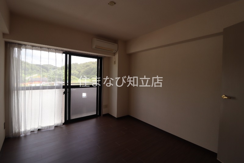 居室・リビング　同型別部屋写真
