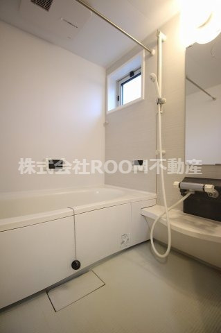 バス・シャワールーム　ゆったり過ごせるお風呂です