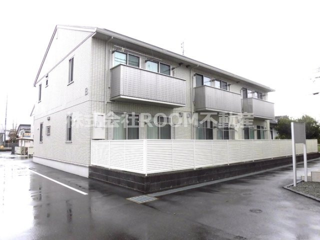 建物外観　落ち着いた雰囲気の外観です