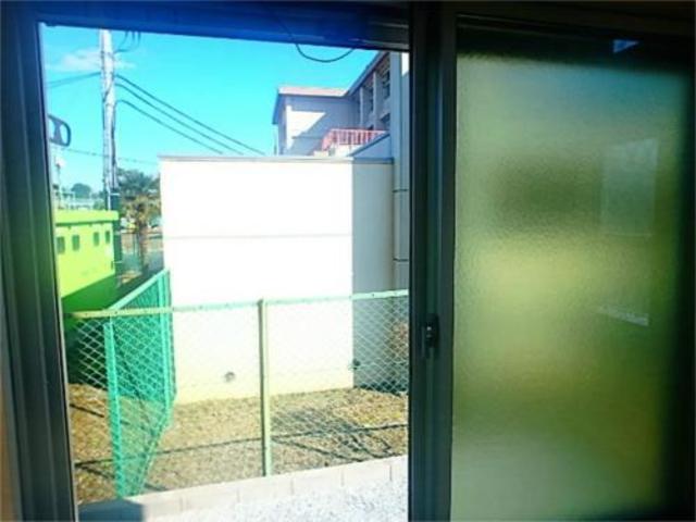 バルコニー　同建物の別号室のお写真です。