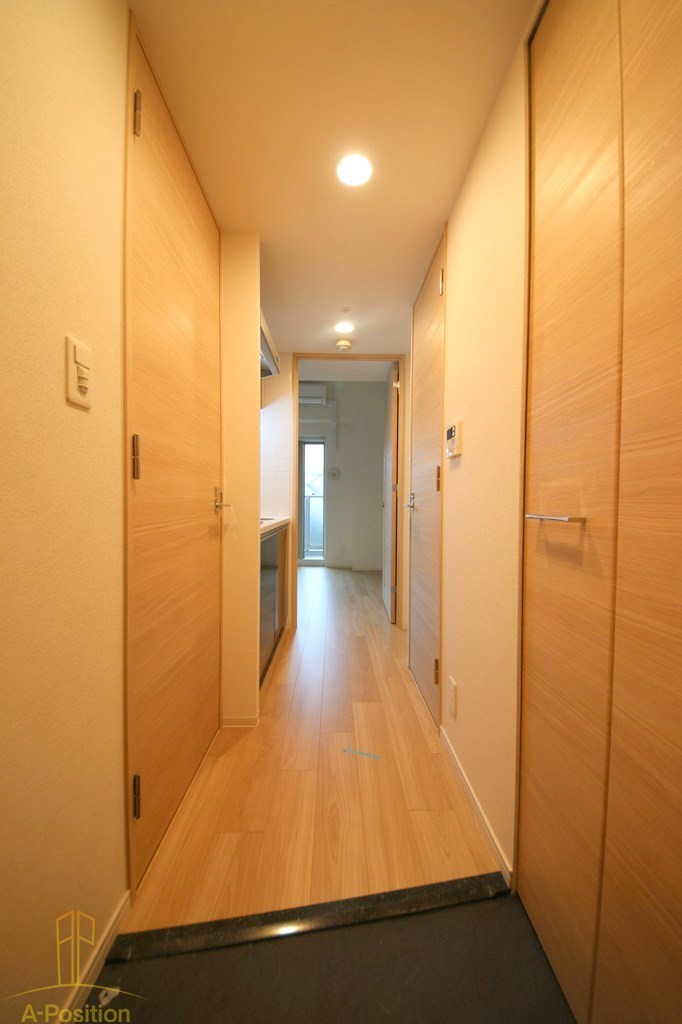 玄関　プレサンス玉造駅前ルージュ