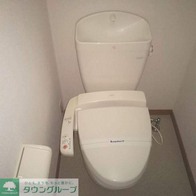 トイレ　温水洗浄便座完備