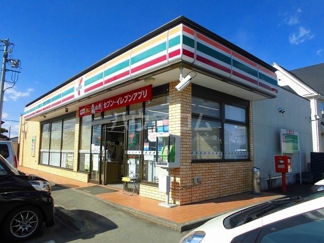 コンビニ　セブンイレブン新田綿打店（コンビニ）まで431m