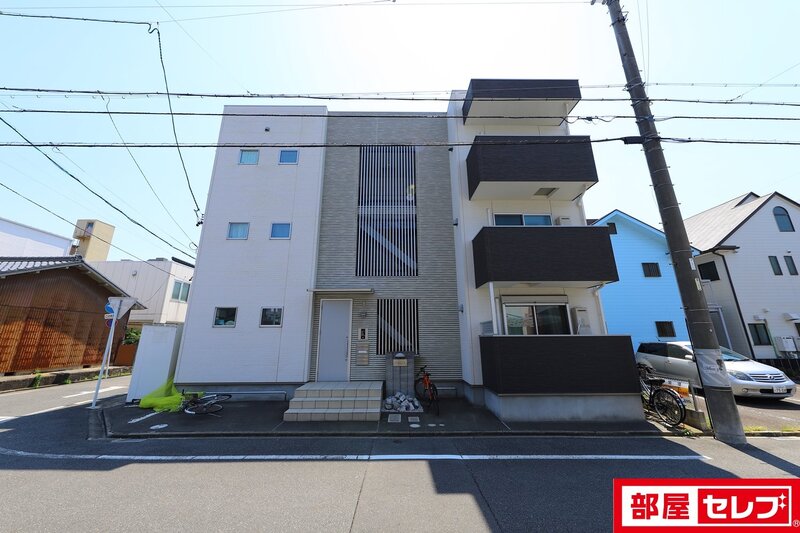 建物外観　オシャレな外観