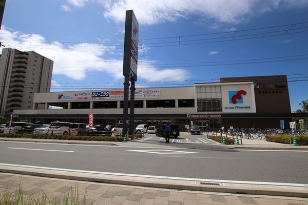 スーパー　万代塚口店（スーパー）まで708m