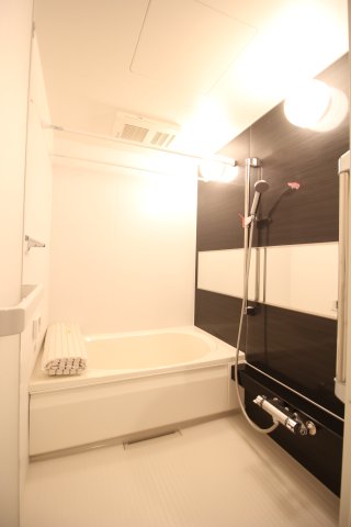 バス・シャワールーム　★浴室乾燥機付き