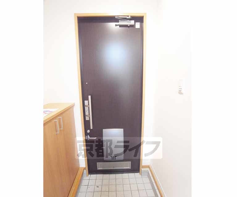その他設備　しっかりとしたドアです。