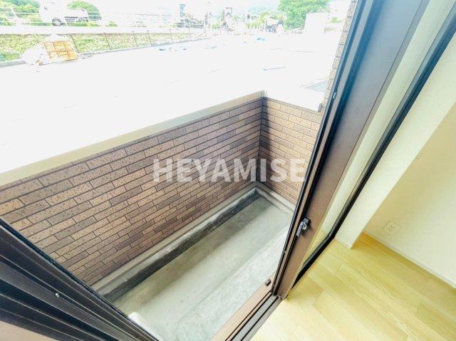 バルコニー　※室内画像は類似物件のもの