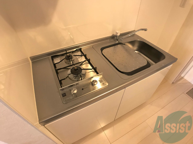 キッチン　ガスコンロ設置済みなのは嬉しいですね～。