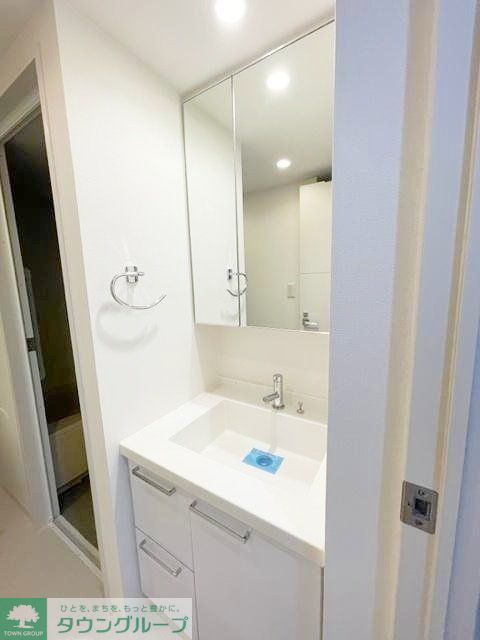 洗面設備　お部屋探しは株式会社　タウンハウジング　までお気軽にお問合…