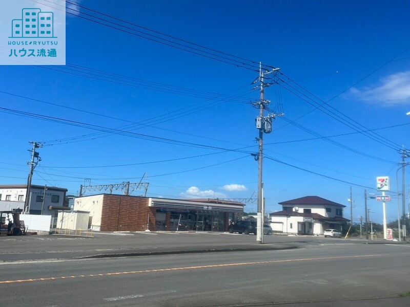 コンビニ　セブンイレブン高来湯江店（コンビニ）まで960m