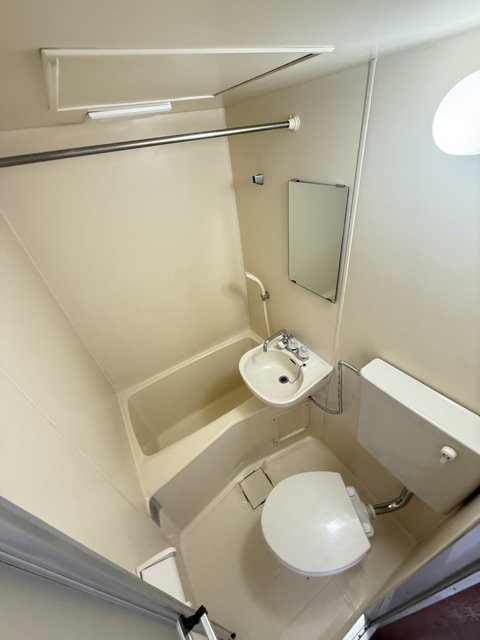 バス・シャワールーム　別部屋参考写真です