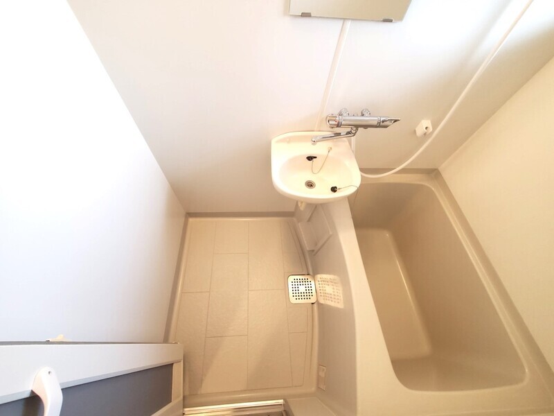 バス・シャワールーム　※現況優先となります。