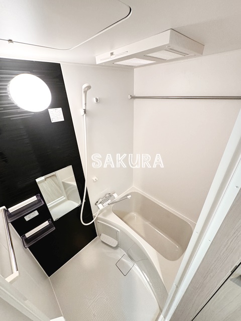 バス・シャワールーム　日々の疲れを癒すお風呂です♪