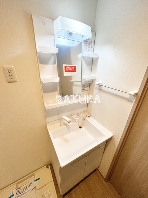 洗面設備　忙しい朝には欠かせない洗面所です♪