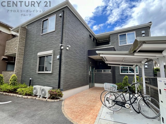 建物外観　オートロック付きで安心！宅配ボックス付きで便利！