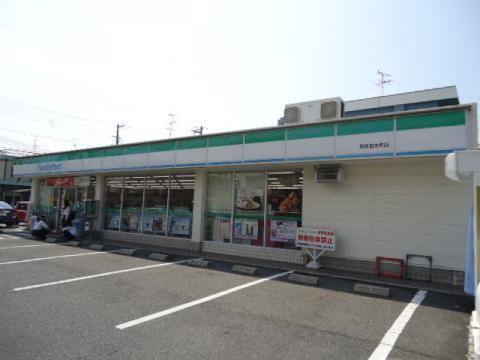 コンビニ　ファミリーマート和泉伯太町店（コンビニ）まで478m