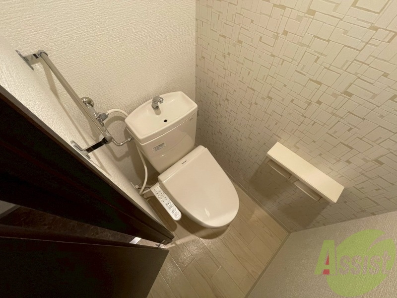 トイレ　トイレです。ウォシュレット付を探している方、おすすめです。