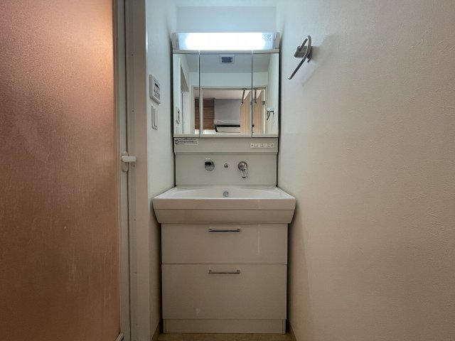 洗面設備　参考写真