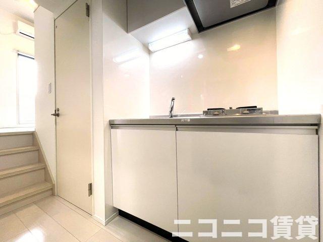 キッチン　モデルルームの為、現状を優先致します。