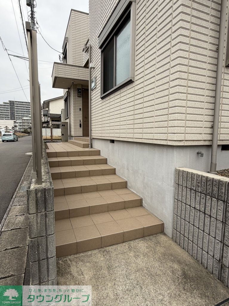 エントランス　エントランス