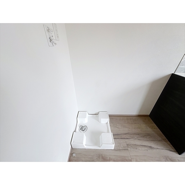 その他　洗濯機も室内置きです