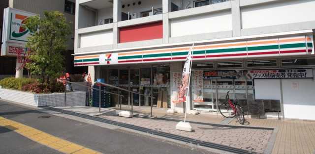 コンビニ　セブンイレブン　西早稲田２丁目店（コンビニ）まで185m