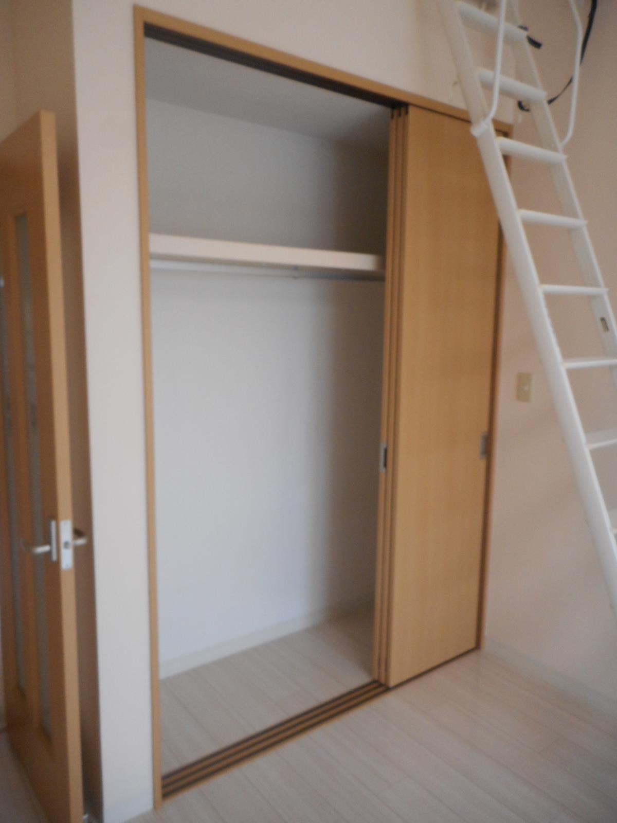 収納　クローゼット