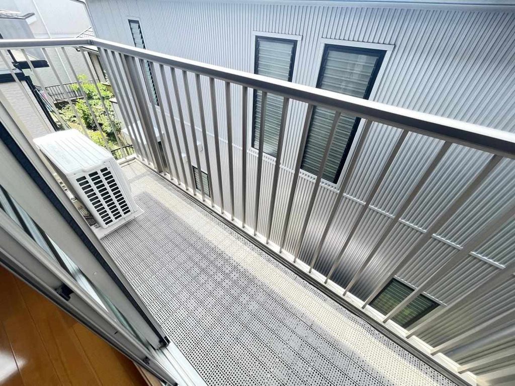 バルコニー　バルコニー