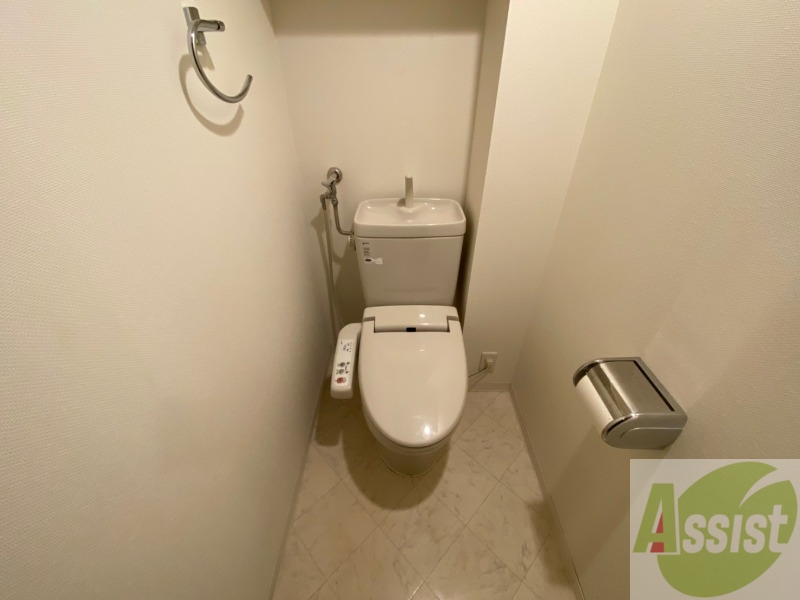 トイレ　トイレです。ウォシュレット付を探している方、おすすめです。