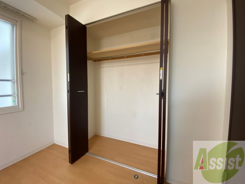 収納　収納もバッチリあるのでお部屋が片付きますよ！