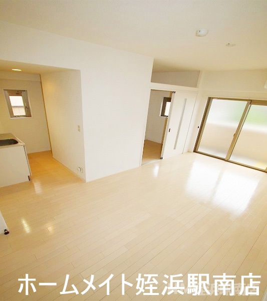 居室・リビング　★広々と使える間取りです★参考写真