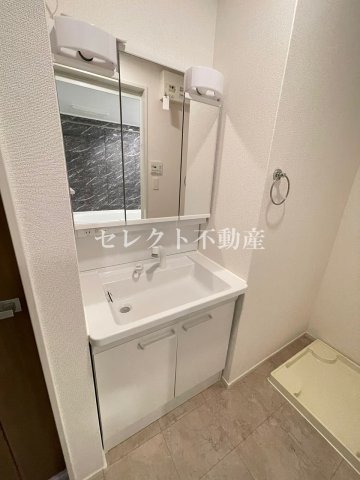 洗面設備　【プチ　トリアノンI】忙しい朝には欠かせない洗面所です