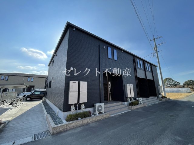 建物外観　【プチ　トリアノンI】外観は落ち着いています