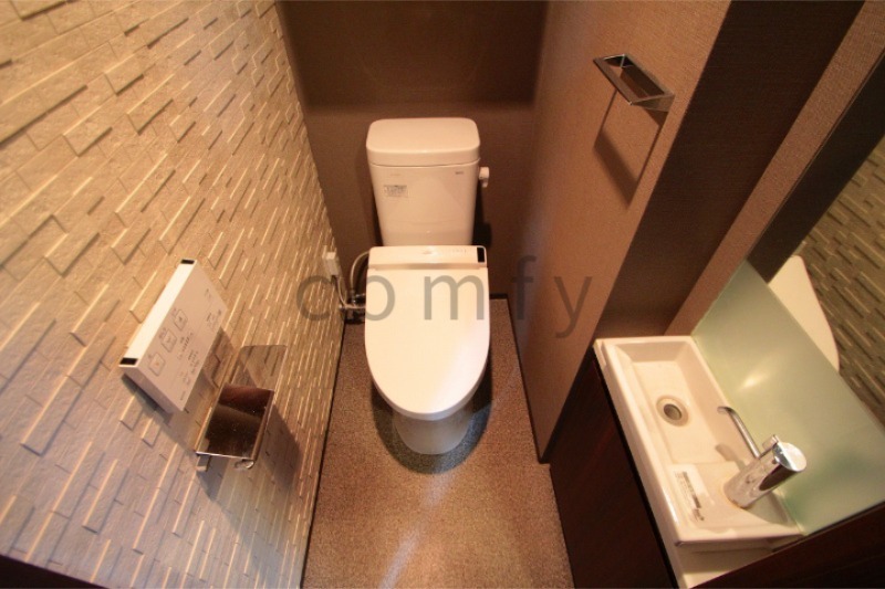 トイレ　ウォシュレット付きトイレ