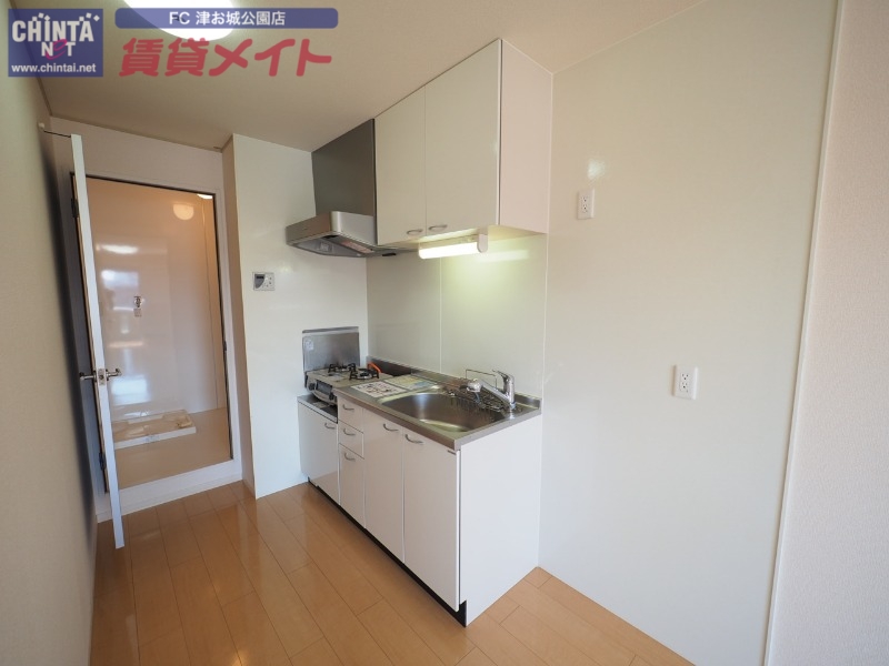 キッチン　同型参考写真