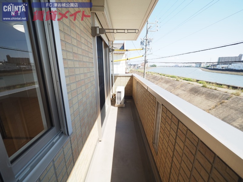 バルコニー　同型参考写真