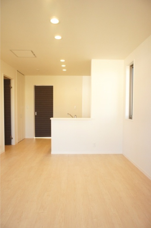 居室・リビング　図面と現状に相違がある場合には現状を優先