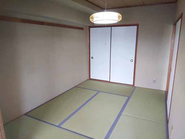 クローバーメゾン狐島の内装写真