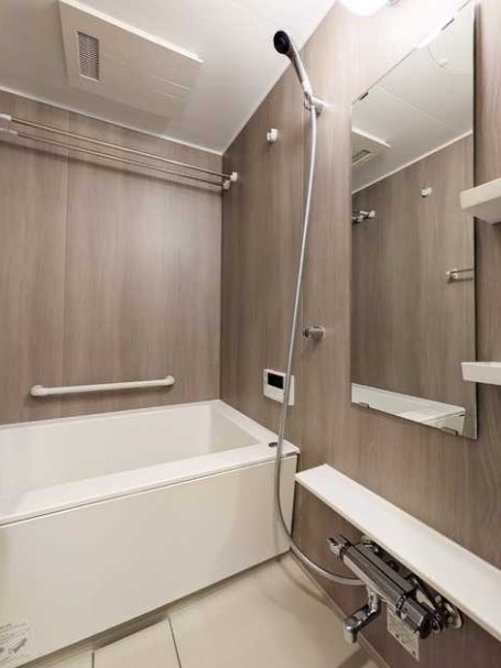 バス・シャワールーム