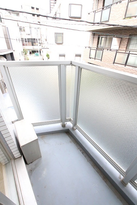 バルコニー　※別部屋の参考写真です。