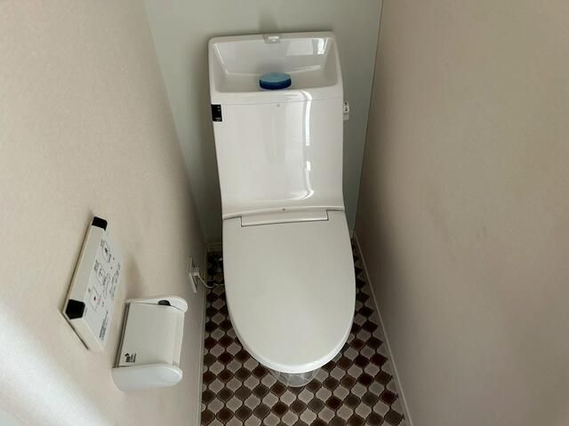 トイレ　コンパクトで使いやすいトイレです