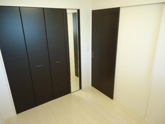 収納　3.7帖の洋室です。