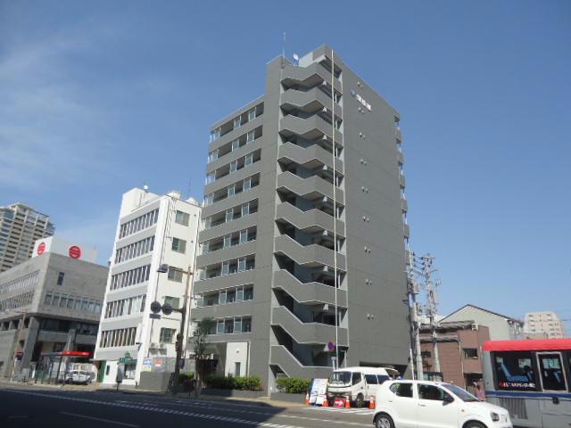 建物外観　エントランス部分