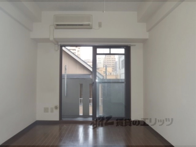 居室・リビング　居室