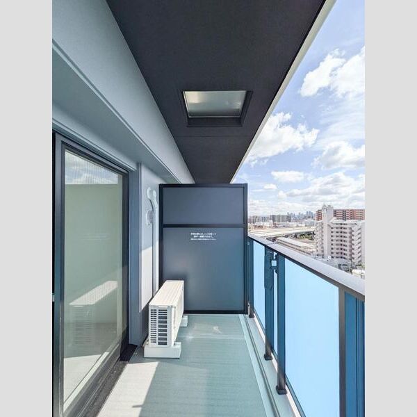 バルコニー　同仕様写真となります。