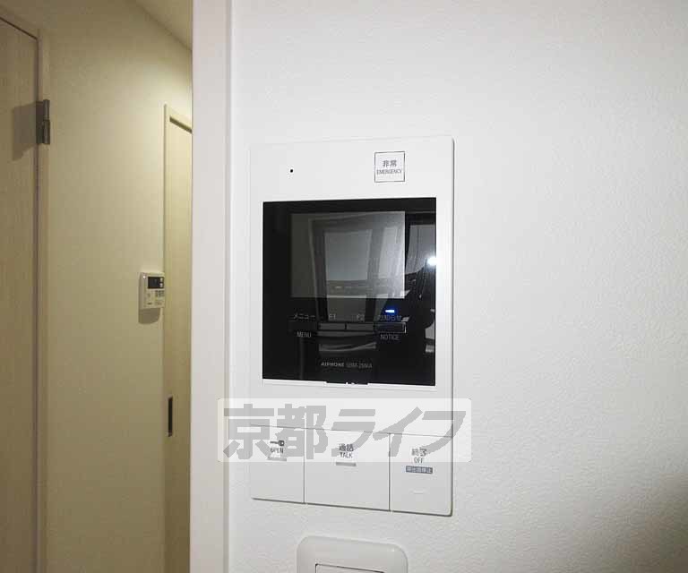 セキュリティ　カラーモニターです・