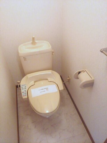 トイレ　シンプルで使いやすいトイレです