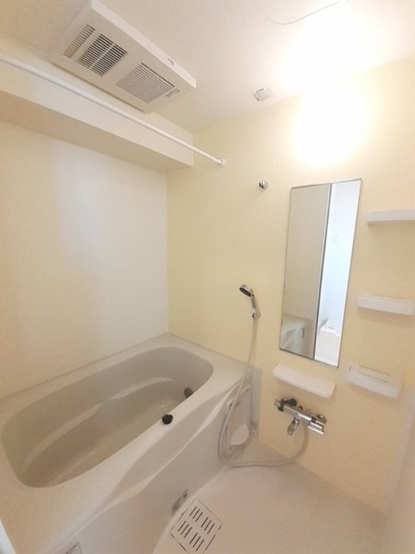 バス・シャワールーム　図面と現状に相違がある場合には現状を優先